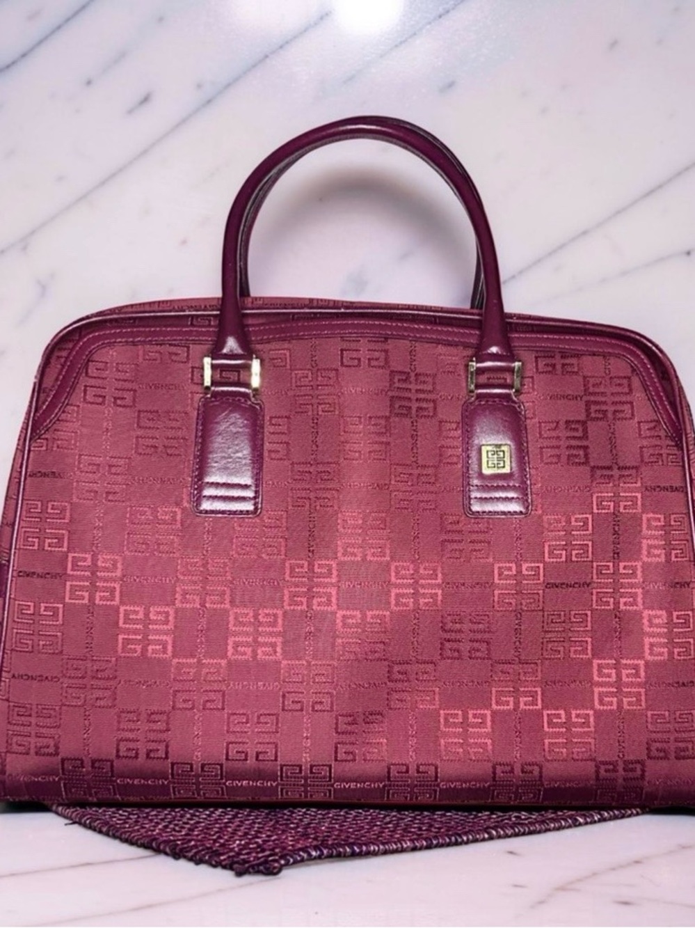 Vintage GIVENCHY Boston bag - Monogram travel bag - gold hardware - Picture 14 of 14